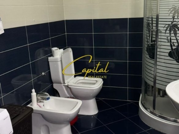 APARTAMENT ME QERA 2+1+2 KOMUNA E PARISIT 800 EURO