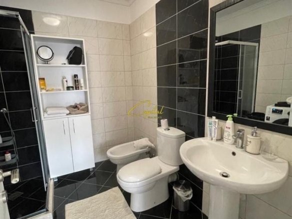 APARTAMENT ME QERA 2+1+2 ASTIR 60.000 LEKE