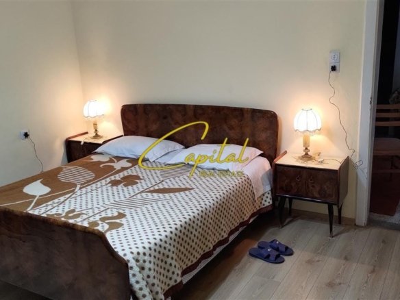 APARTAMENT ME QERA 2+1 RRUGA FORTUZI 60.000 LEKE