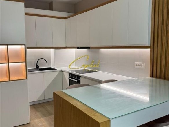 APARTAMENT E QERA 2+1 CASA ITALIA 75.000 LEKE