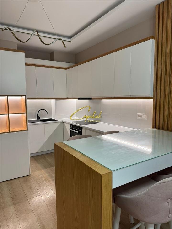 WhatsApp Image 2025-08-25 at 9.50.26 AM (1) APARTAMENT E QERA 2+1 CASA ITALIA 75.000 LEKE