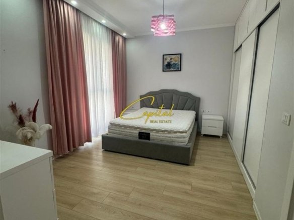APARTAMENT E QERA 2+1 CASA ITALIA 75.000 LEKE