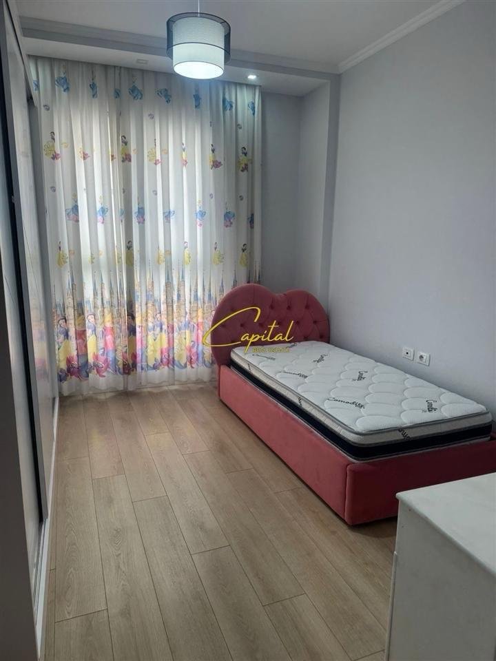 WhatsApp Image 2025-08-25 at 9.50.27 AM (2) APARTAMENT E QERA 2+1 CASA ITALIA 75.000 LEKE