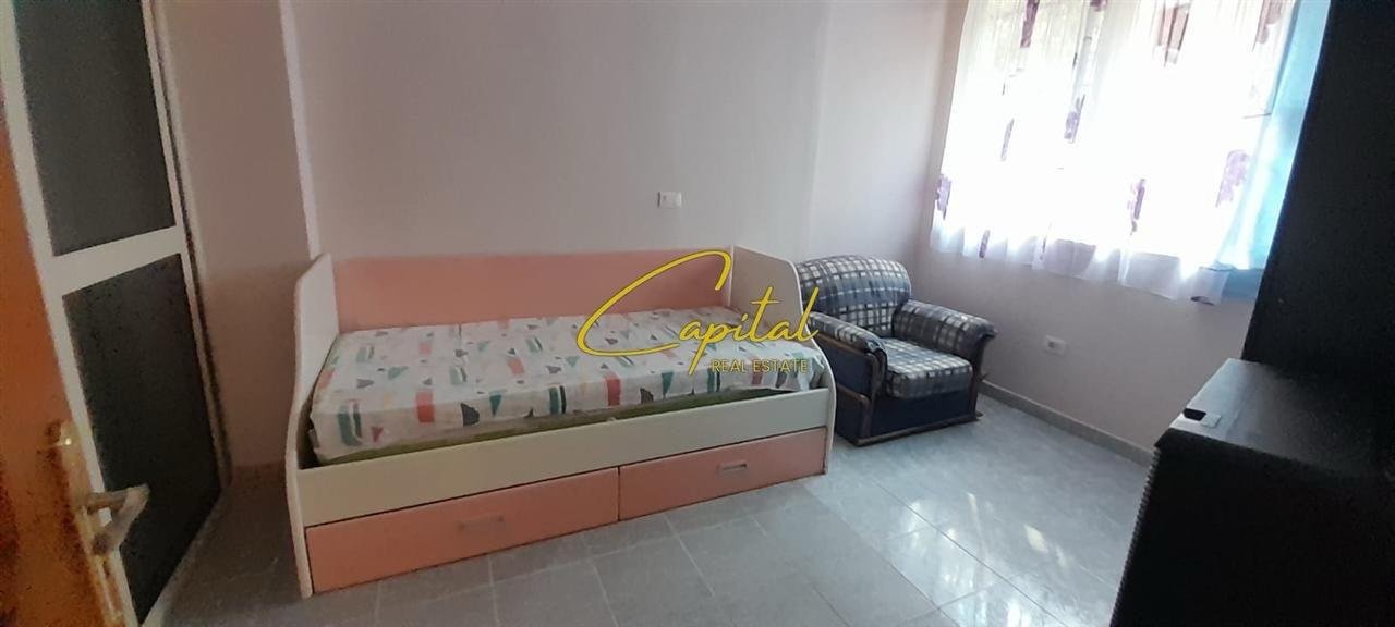 WhatsApp Image 2025-08-26 at 1.16.13 PM APARTAMENT ME QERA 2+1 XHAMLLIKU 50.000 LEKE