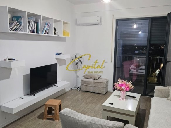 APARTAMENT ME QERA 1+1 XHAMLLIKU 500 EURO