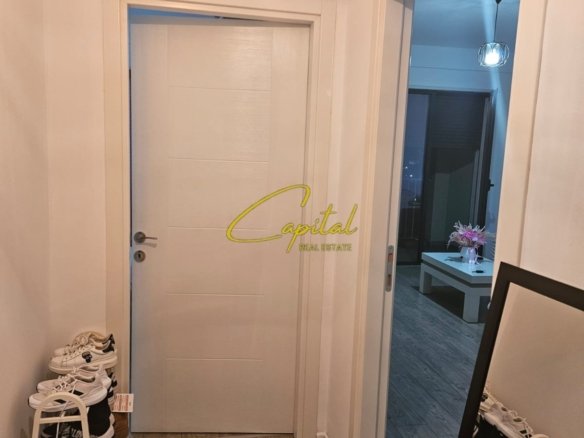 APARTAMENT ME QERA 1+1 XHAMLLIKU 500 EURO
