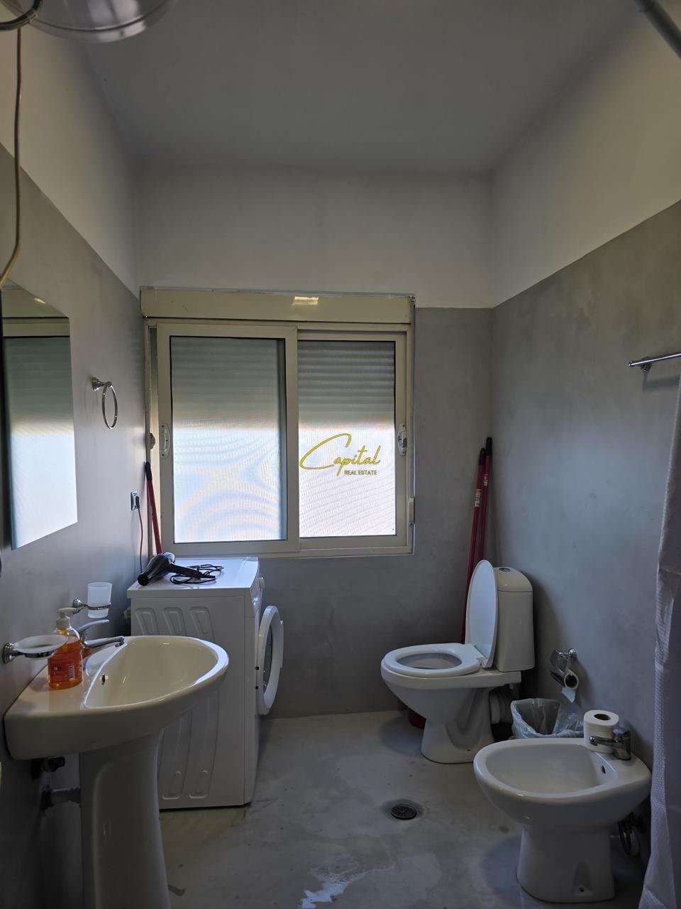 WhatsApp Image 2025-08-26 at 9.12.18 AM (1) APARTAMENT ME QERA 2+1 KRISTAL CENTER 69.000 LEKE