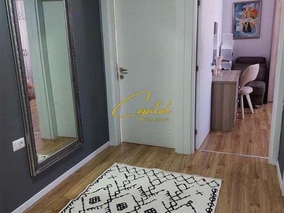 APARTAMENT ME QERA 2+1 SPITALI QSUT 50.000 LEKE