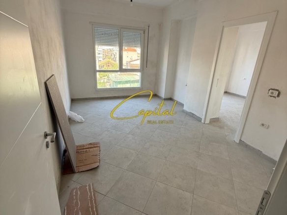 SHITET APARTAMENT 2+1 BRRYLI 180.000 EURO