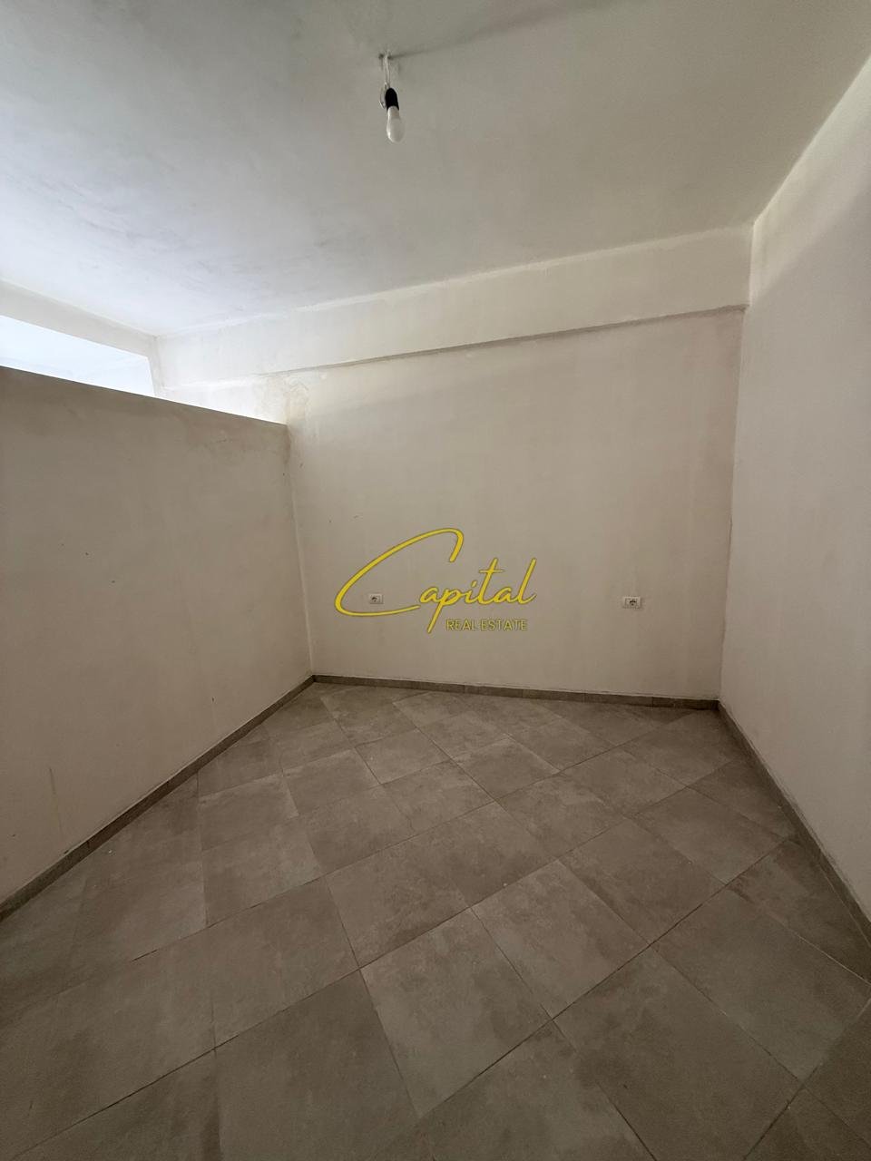 WhatsApp Image 2025-08-27 at 1.46.12 PM SHITET APARTAMENT 2+1 BRRYLI 180.000 EURO