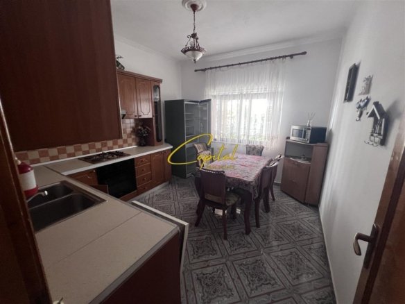 APARTAMENT ME QERA 2+1 SAUK 450 EURO