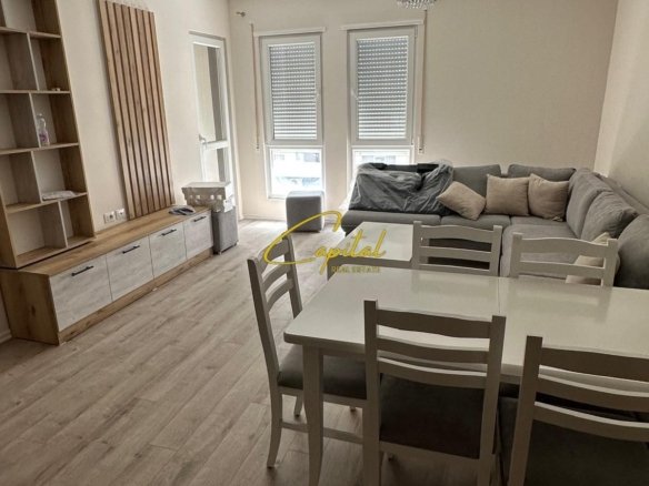 APARTAMENT ME QERA 2+1+2 5 MAJI 60.000 LEKE