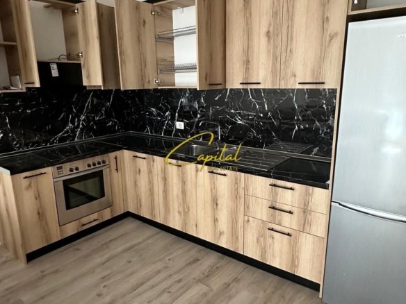 APARTAMENT ME QERA 2+1+2 5 MAJI 60.000 LEKE