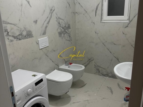 APARTAMENT ME QERA 2+1+2 5 MAJI 60.000 LEKE