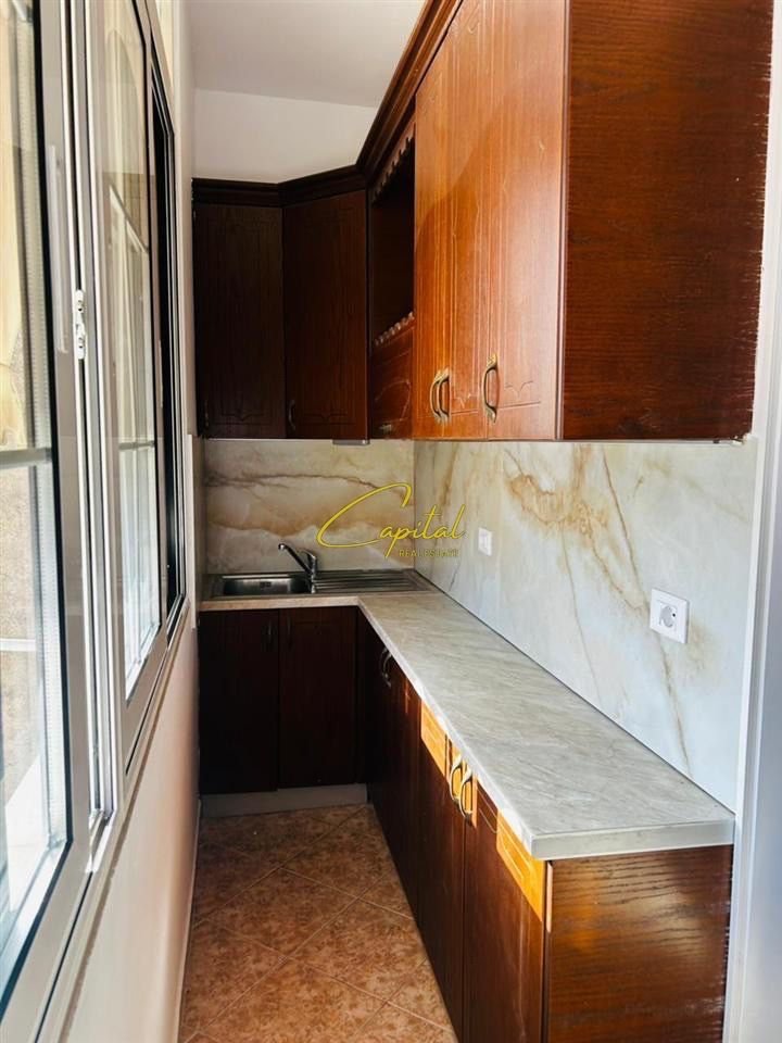 WhatsApp Image 2025-08-29 at 1.12.41 PM (1) APARTAMENT ME QERA 2+1 RRUGA FERIT XHAJKO 60.000 LEKE