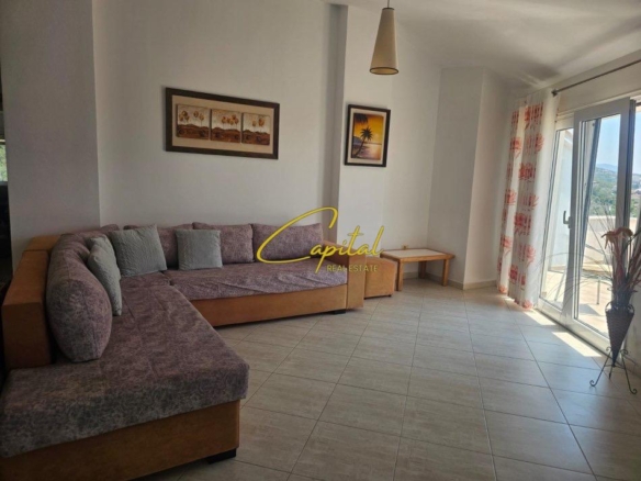 APARTAMENT ME QERA 2+1+2 FRESKU 600 EURO