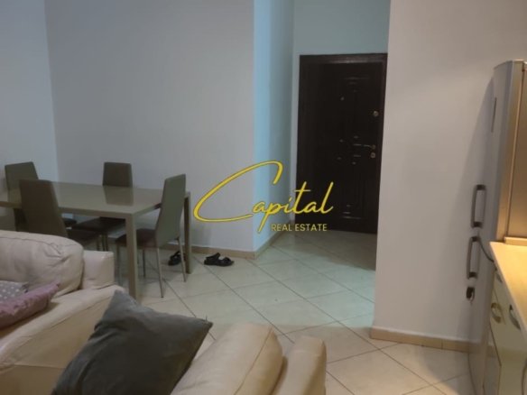 APARTAMENT ME QERA 2+1 RRUGA FERIT XHAJKO 70.000 LEKE