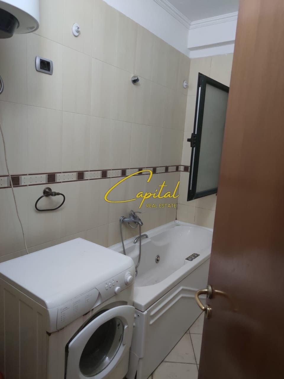 APARTAMENT ME QERA 2+1 RRUGA FERIT XHAJKO 70.000 LEKE