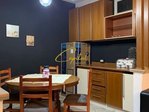 APARTAMENT ME QERA 2+1 QENDER 60.000 LEKE
