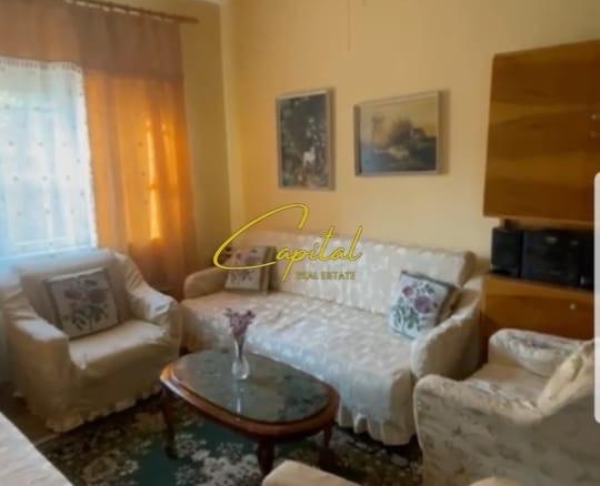 APARTAMENT ME QERA 2+1 RRUGA FERIT XHAJKO 45.000 LEKE
