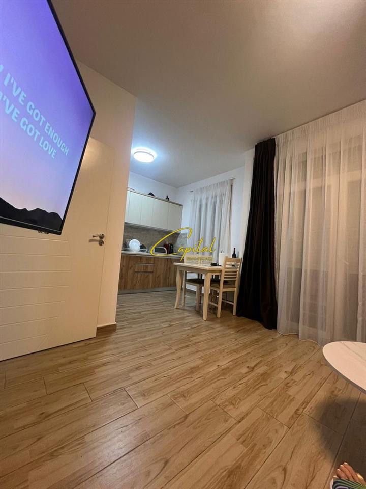 APARTAMENT ME QERA 1+1 RRUGA 5 MAJI 55.000 LEKE