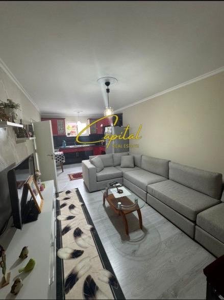 WhatsApp Image 2025-09-01 at 9.58.50 AM (2) APARTAMENT ME QERA 1+1 BRRYLI 50.000 LEKE