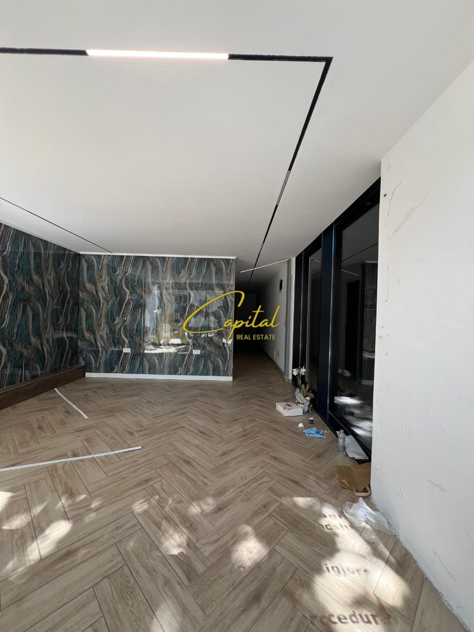 DYQAN ME QERA 65 M2 RRUGA E DIBRES 1.200 EURO