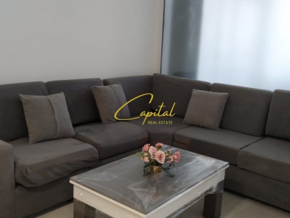 APARTAMENT ME QERA 2+1 21 DHJETORI 700 EURO