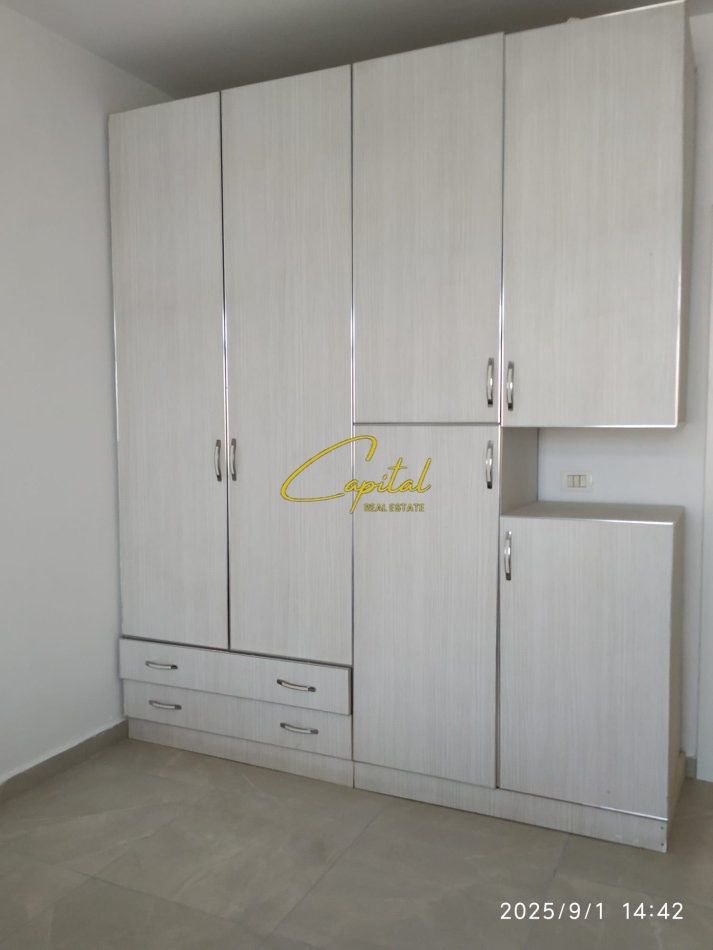 APARTAMENT ME QERA 2+1 21 DHJETORI 700 EURO