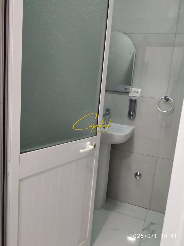 APARTAMENT ME QERA 2+1 21 DHJETORI 700 EURO