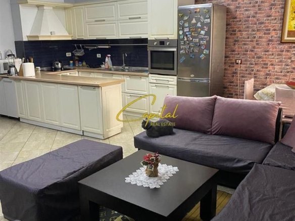 SHITET APARTAMENT 2+1 FRESKU 16.500.000 LEKE
