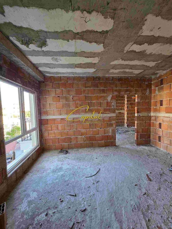SHITET APARTAMENT 1+1 RRUGA E DIBRES 103.000 EURO