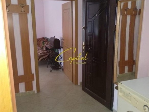 APARTAMENT ME QERA 1+1 RRUGA KONGRESI I MANASTIRIT 52.000 LEKE