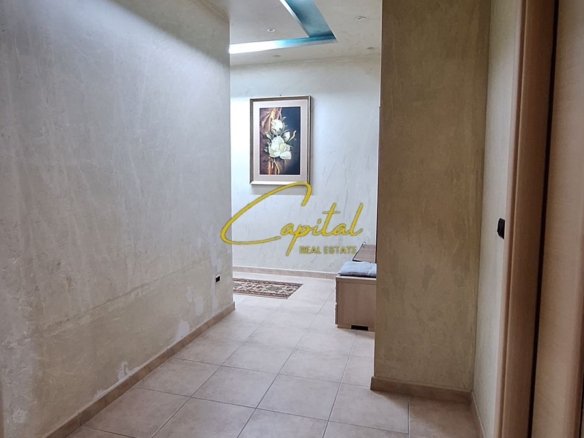 APARTAMENT ME QERA 3+1+2 BRRYLI 700 EURO