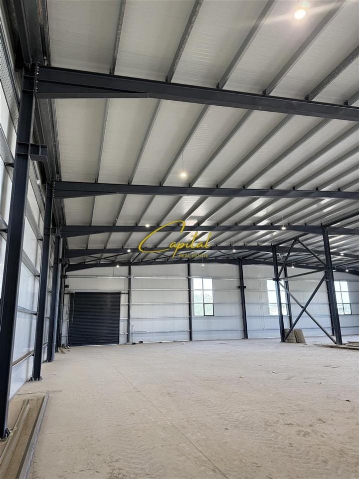 SHITET KAPANON 3.600 M2 VAQARR 1.800.000 EURO