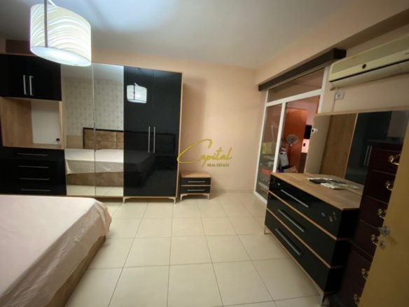APARTAMENT ME QERA 2+1 ISH STACIONI TRENIT 600 EURO