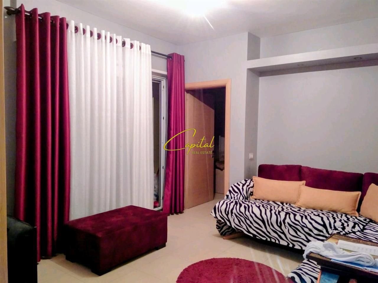 APARTAMENT ME QERA 2+1 ISH STACIONI TRENIT 600 EURO