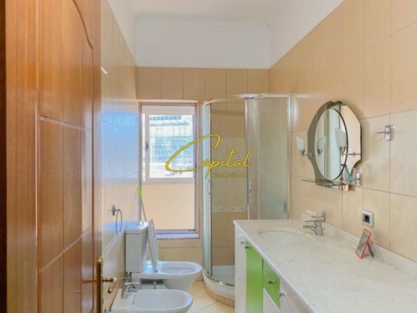 APARTAMENT ME QERA 2+1 VASIL SHANTO 700 EURO