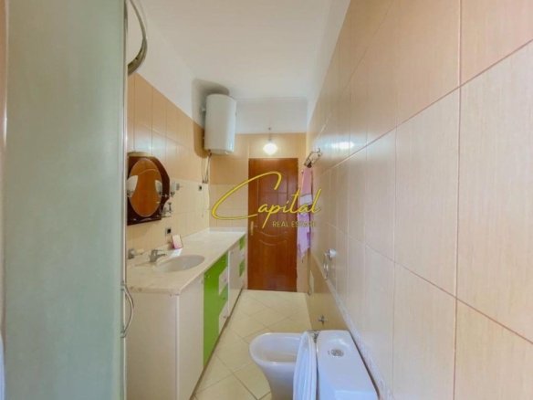 APARTAMENT ME QERA 2+1 VASIL SHANTO 700 EURO