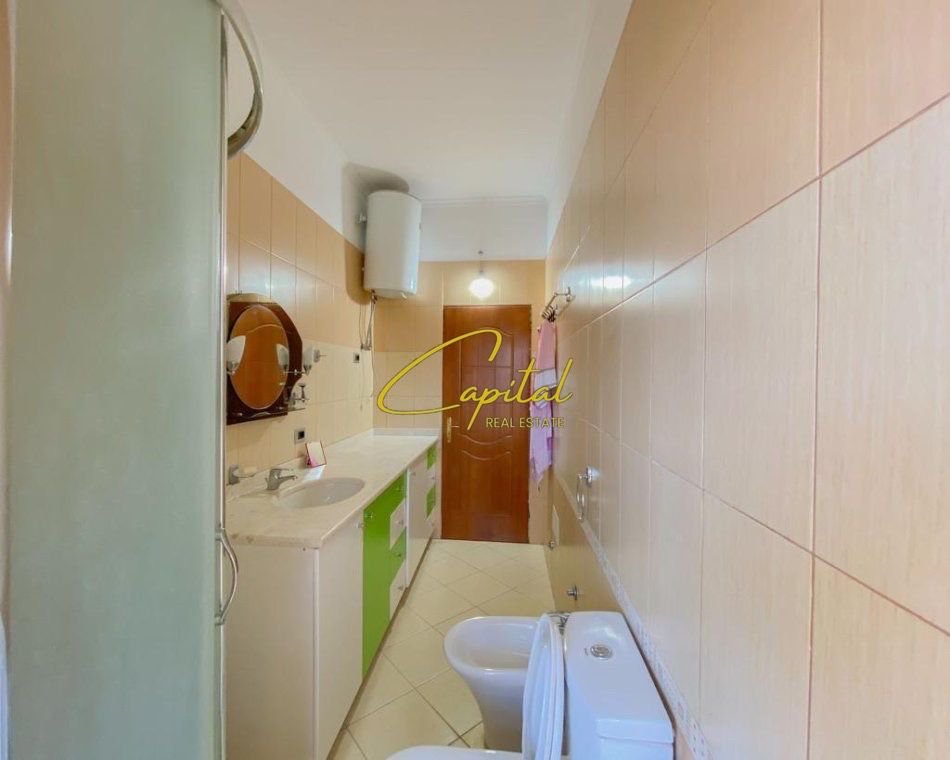 APARTAMENT ME QERA 2+1 VASIL SHANTO 700 EURO