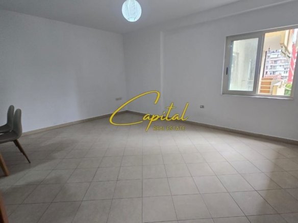 APARTAMENT ME QERA 3+1+2 DON BOSKO 800 EURO
