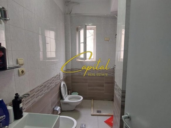 SHITET VILE PRIVATE 210 M2 SHKOLLA E BALETIT 450.000 EURO