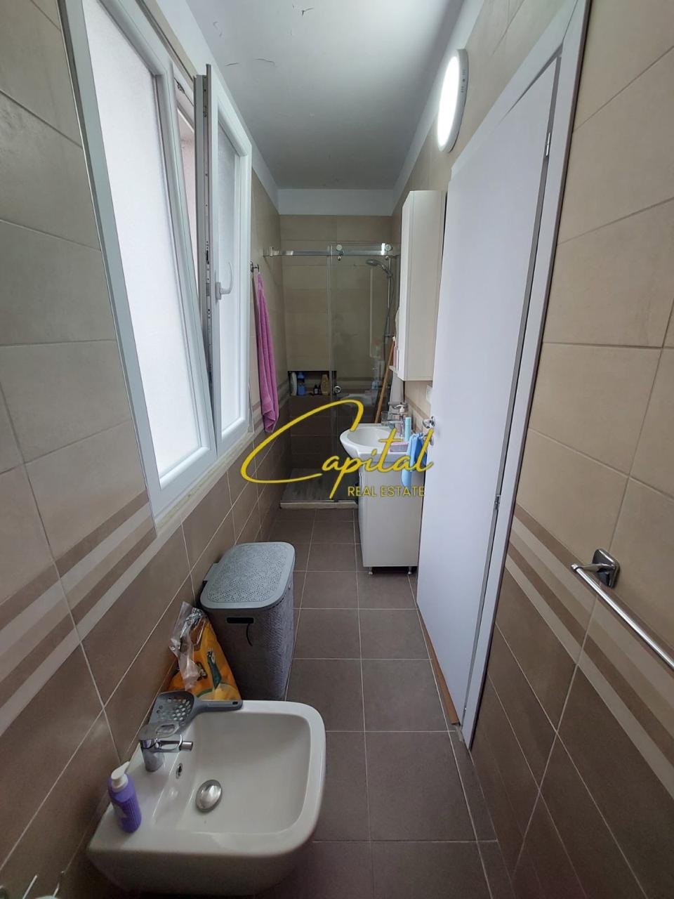 SHITET VILE PRIVATE 210 M2 SHKOLLA E BALETIT 450.000 EURO