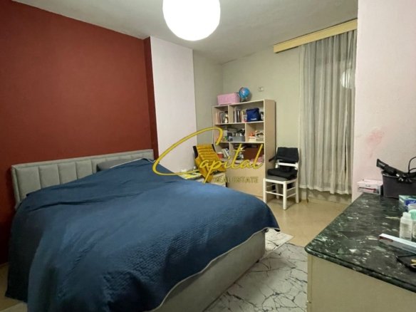 APARTAMENT ME QERA 2+1+2 YZBERISHT 620 EURO