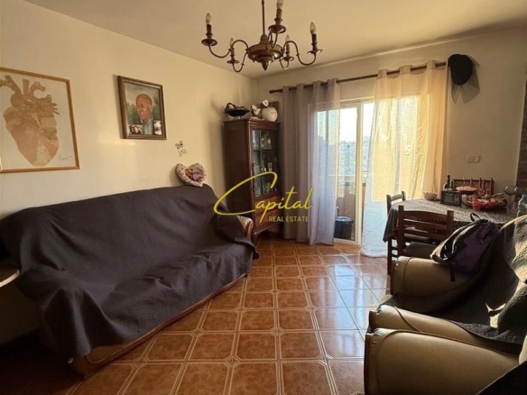 APARTAMENT ME QERA 1+1 ISH STACIONI TRENIT 55.000 LEKE