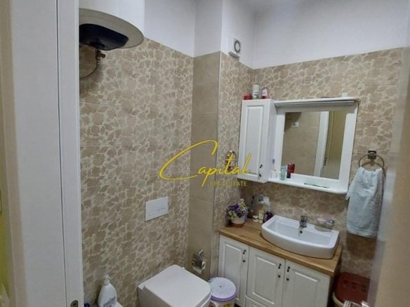 SHITET APARTAMENT 2+1 KINOSTUDIO 140.000 EURO