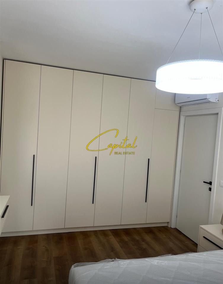 APARTAMENT ME QERA 1+1 PAZARI I RI 650 EURO