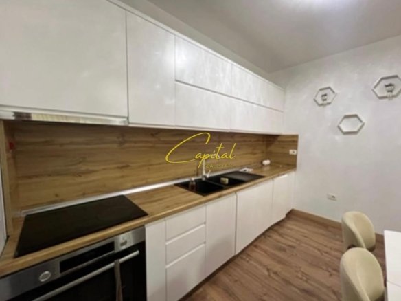 APARTAMENT ME QERA 2+1 KOPSHTI BOTANIK 750EURO