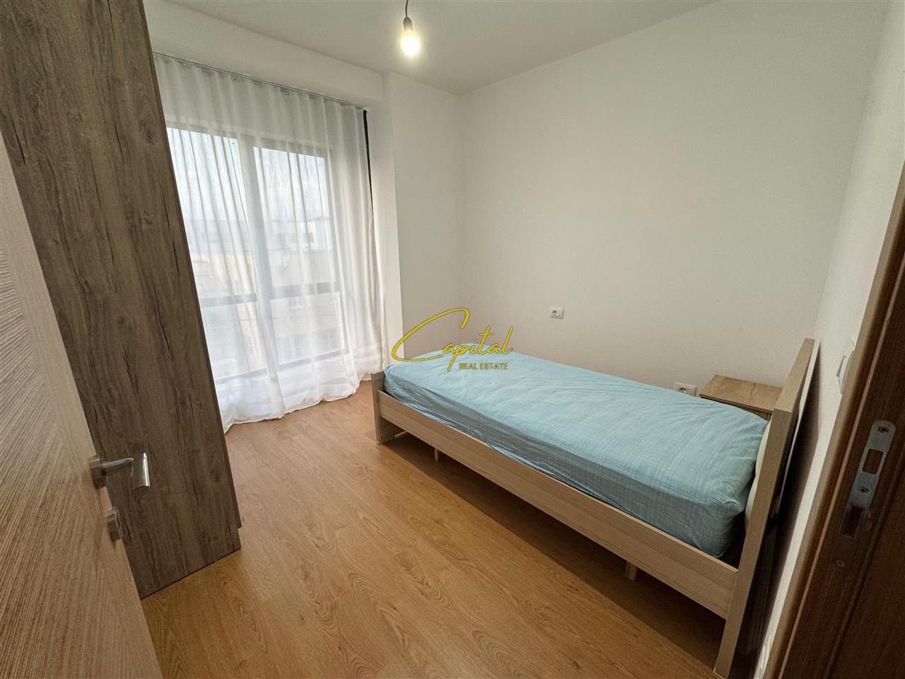 APARTAMENT ME QERA 3+1 5 MAJI 50.000 LEKE