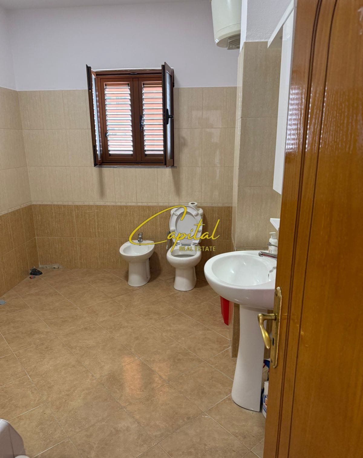 APARTAMENT ME QERA 3+1 RRUGA SIRI KODRA 500 EURO
